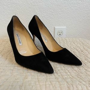 Manolo Blahnik Stiletto Pumps | Black | 10